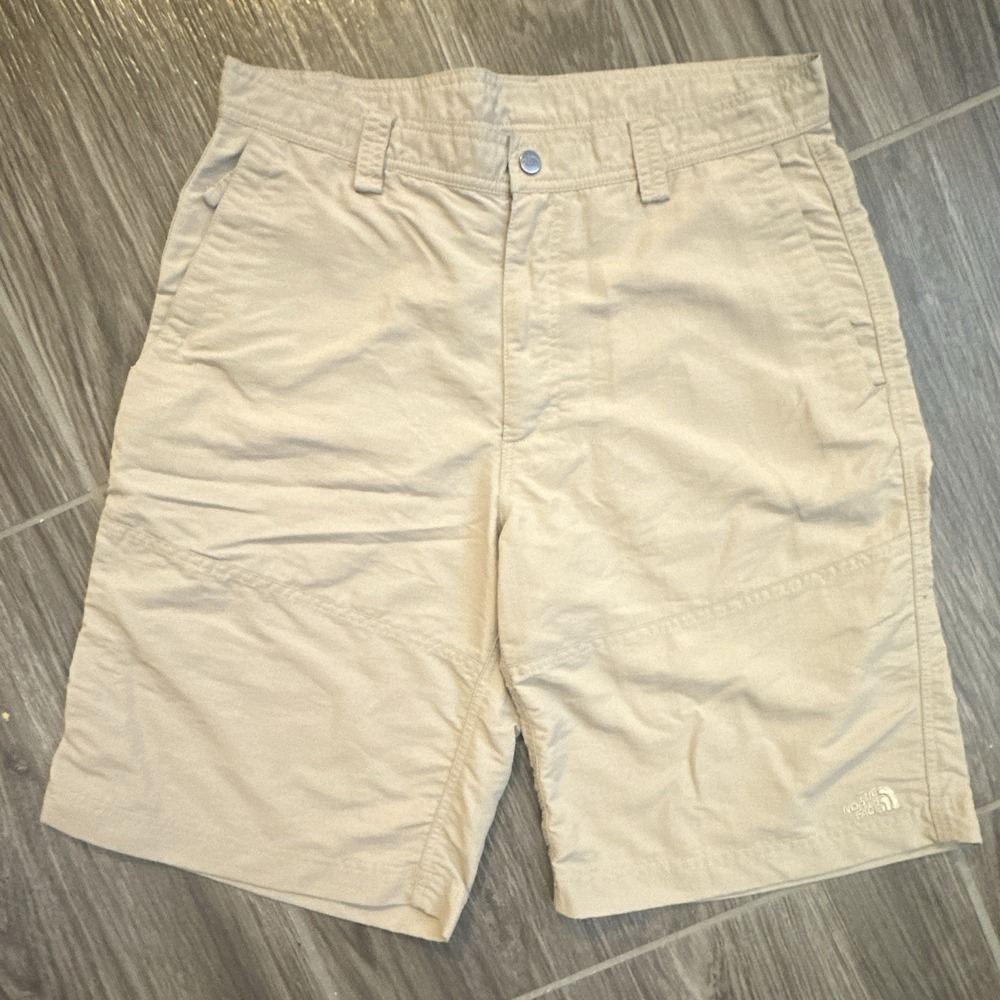 The North Face Men's Beige Nylon Canvas Cargo Shorts Flat Front Button Pockets